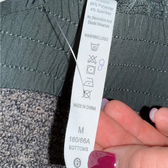 NWT Halara (Medium) Brand New Slate Blue High Rise Elastic Waist Hiking Joggers - Picture 4 of 4